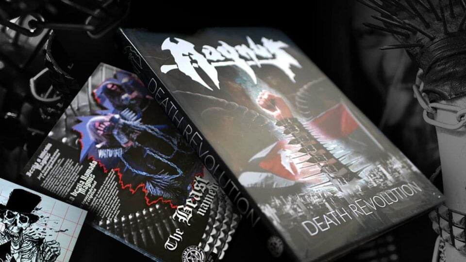 Książka Death Revolution o zespole Magnus