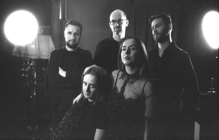 Zespół TOŃ zapowiada album „Korzenie”. Kiedy premiera? 2 Zespół TOŃ