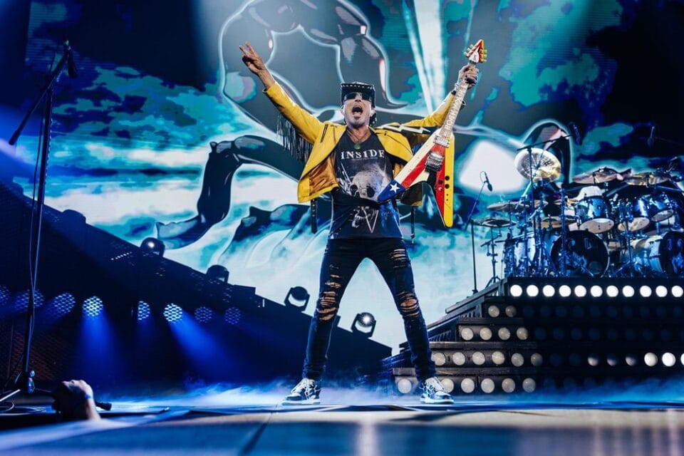 Rudolf Schenker podczas koncertu Scorpions Atlas Arenie.