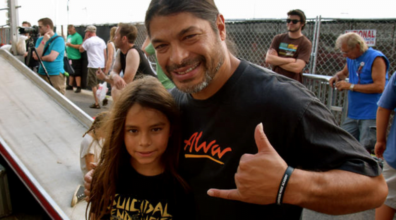 robert trujillo son